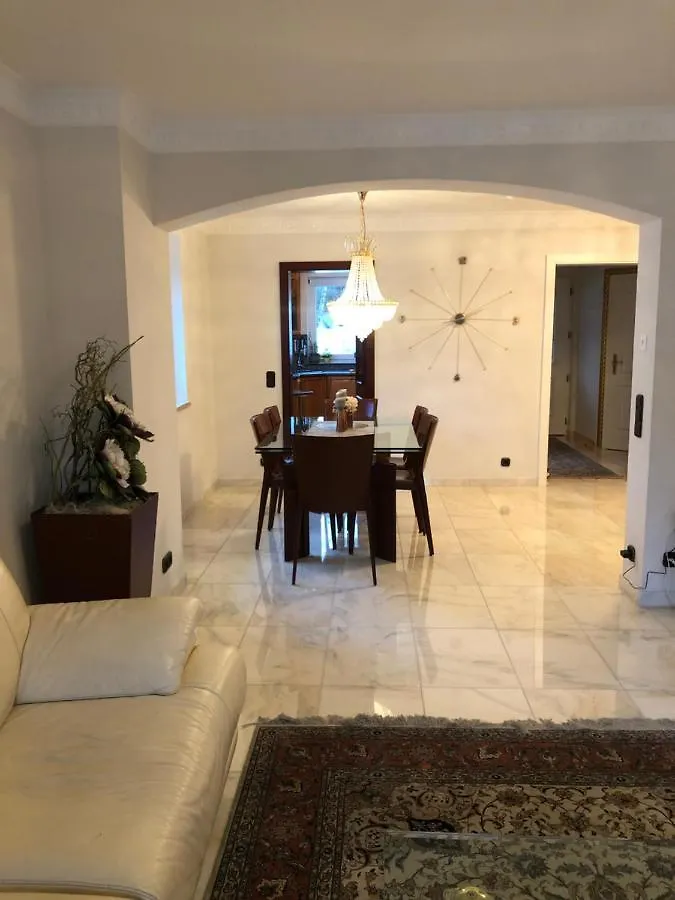 Appartement Luxurioeses Haus In Muenchen  Munich