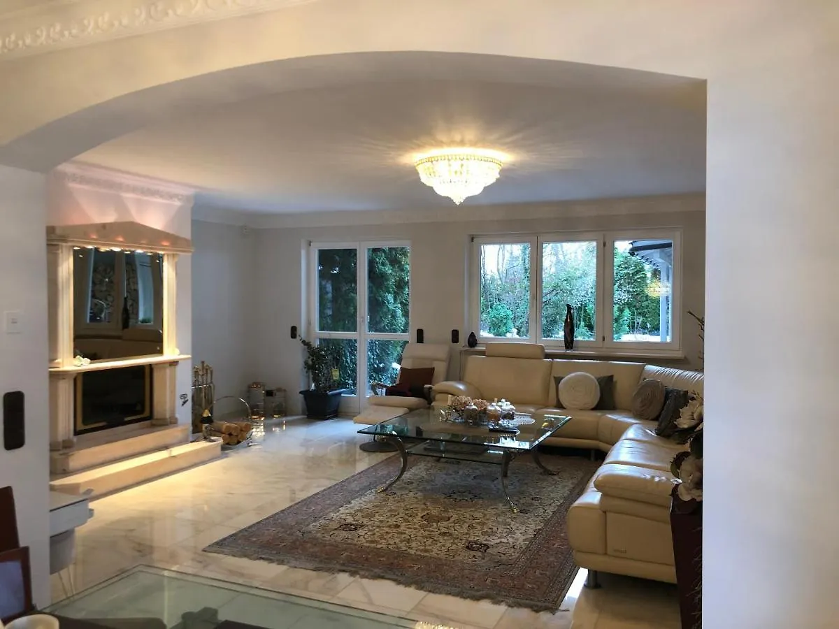 Apartamento Luxurioeses Haus In Muenchen Múnich