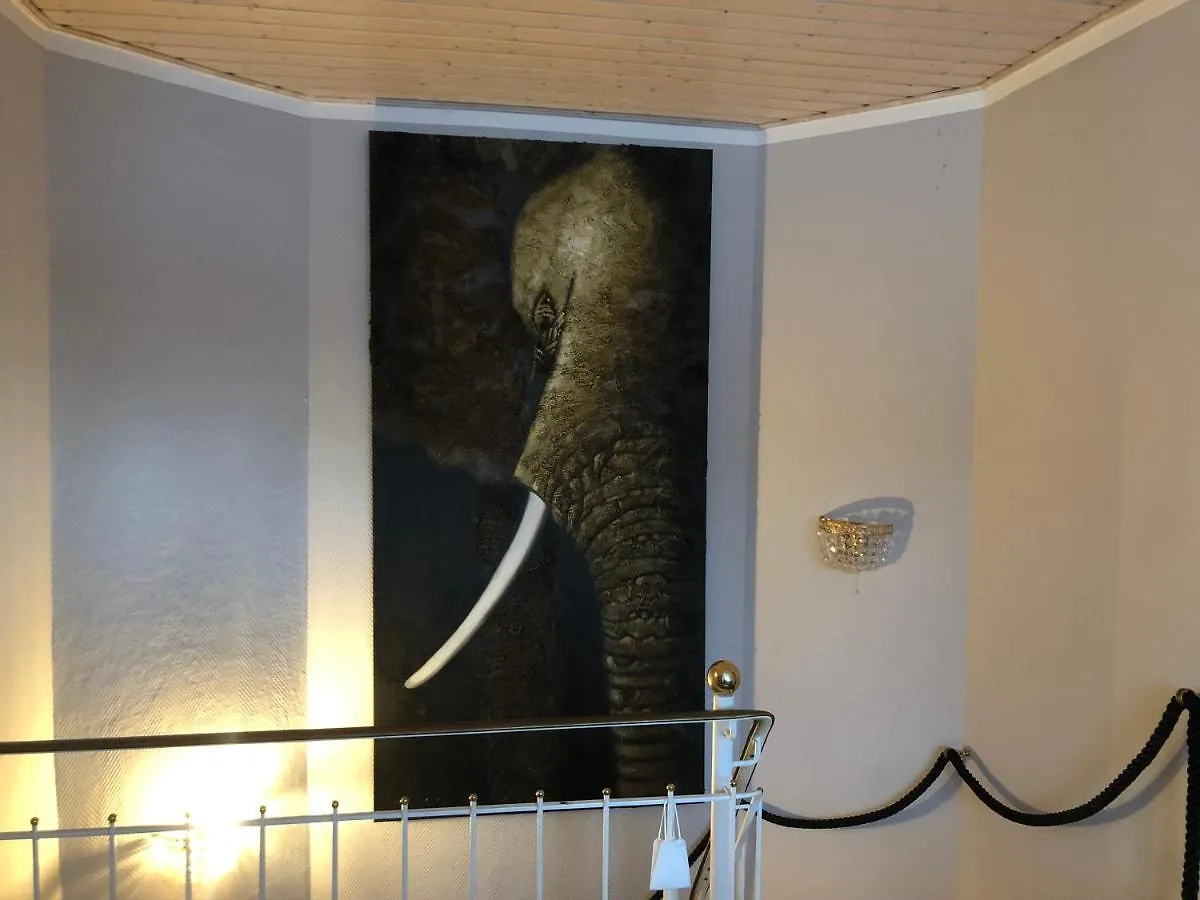 Luxurioeses Haus In Muenchen Apartment